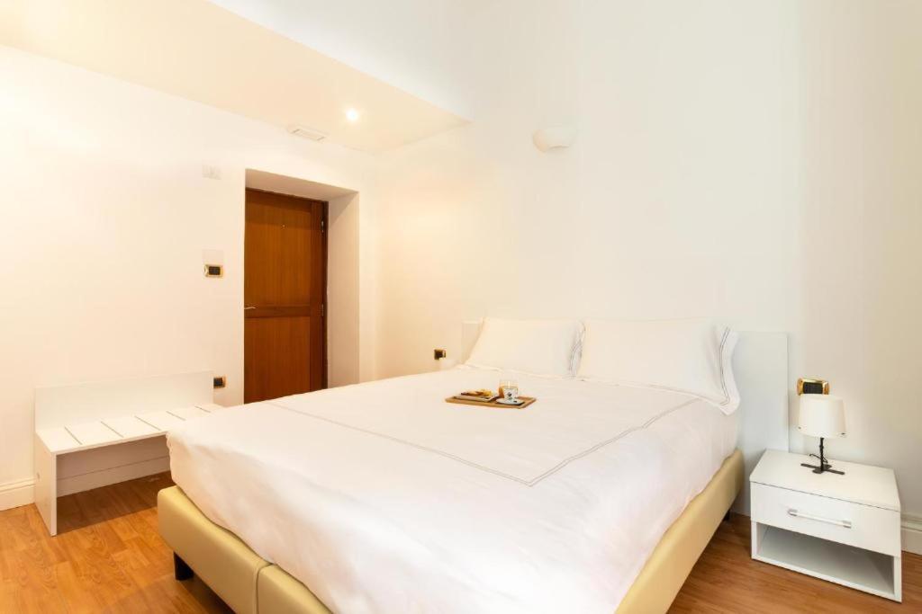 Hotel Domus Rome Bagian luar foto