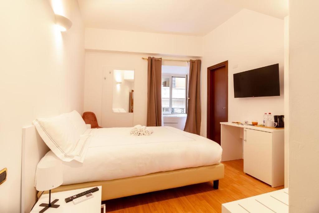 Hotel Domus Rome Bagian luar foto
