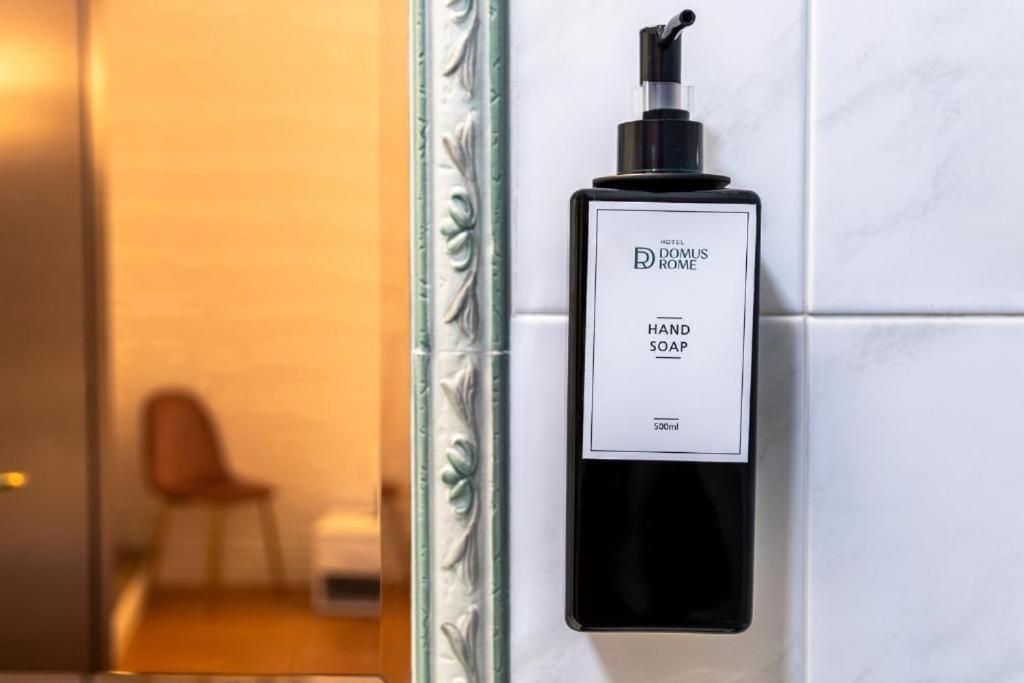 Hotel Domus Rome Bagian luar foto